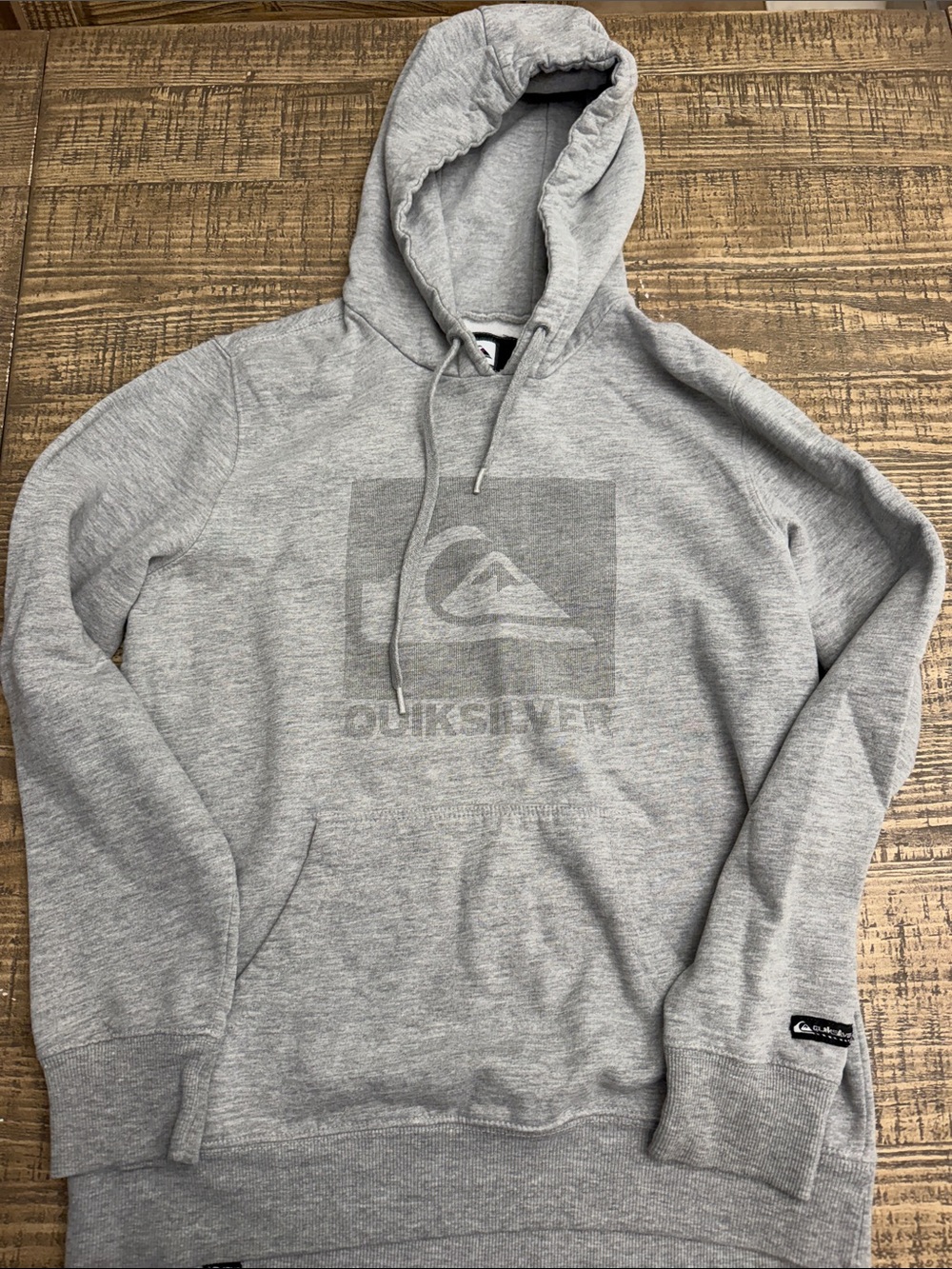 Quiksilver Light Gray Pullover Hoodie with Logo Graphic